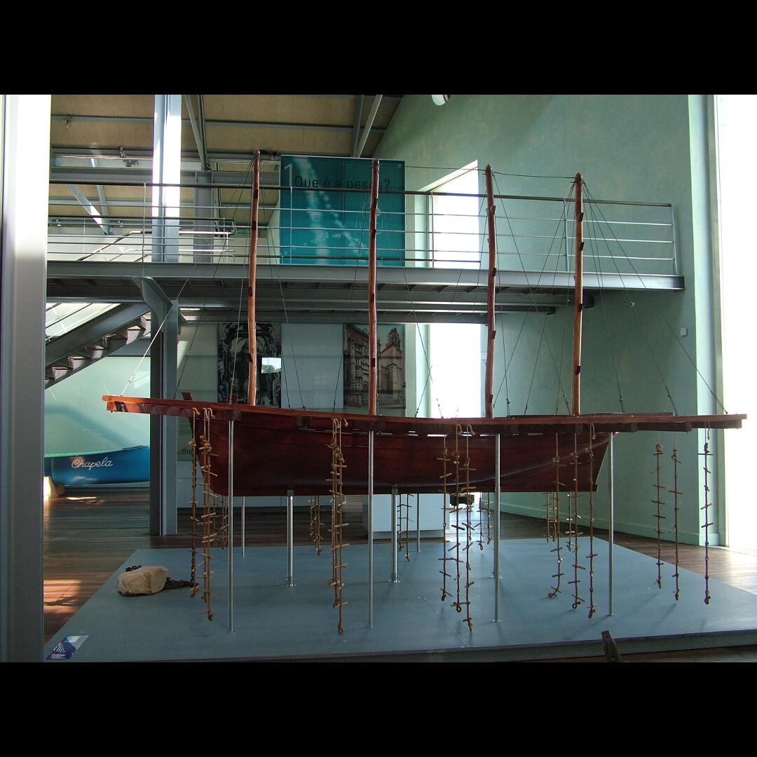 Model of a mussel-fishing boat