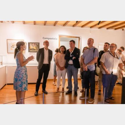 Participantes na inauguración