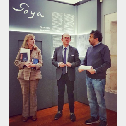 Participantes na inauguración